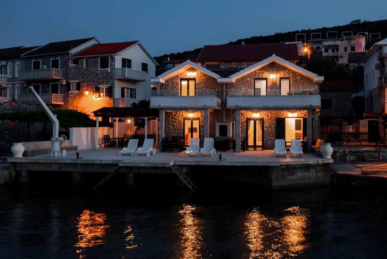 Apartments Ponta Krasici 蒂瓦特 外观 照片