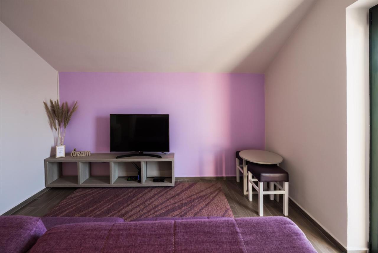 Apartments Ponta Krasici 蒂瓦特 外观 照片