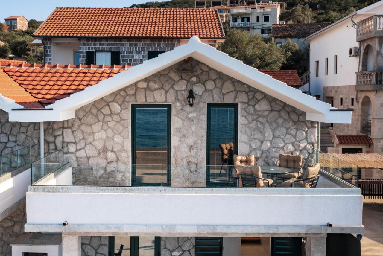 Apartments Ponta Krasici 蒂瓦特 外观 照片