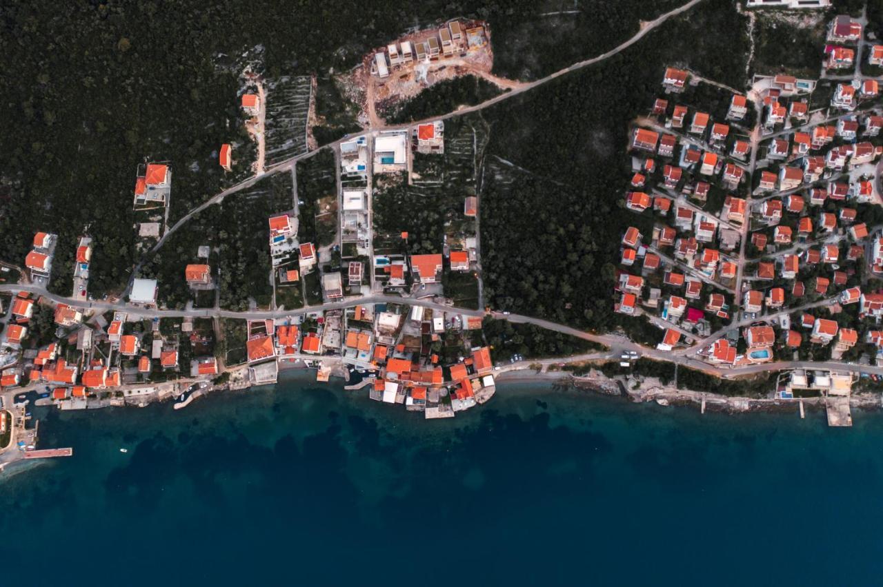 Apartments Ponta Krasici 蒂瓦特 外观 照片