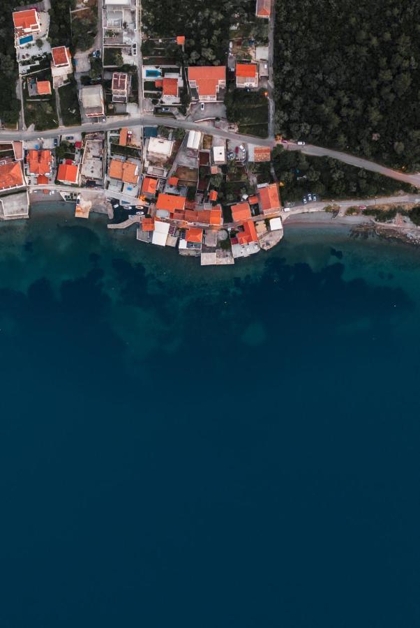 Apartments Ponta Krasici 蒂瓦特 外观 照片